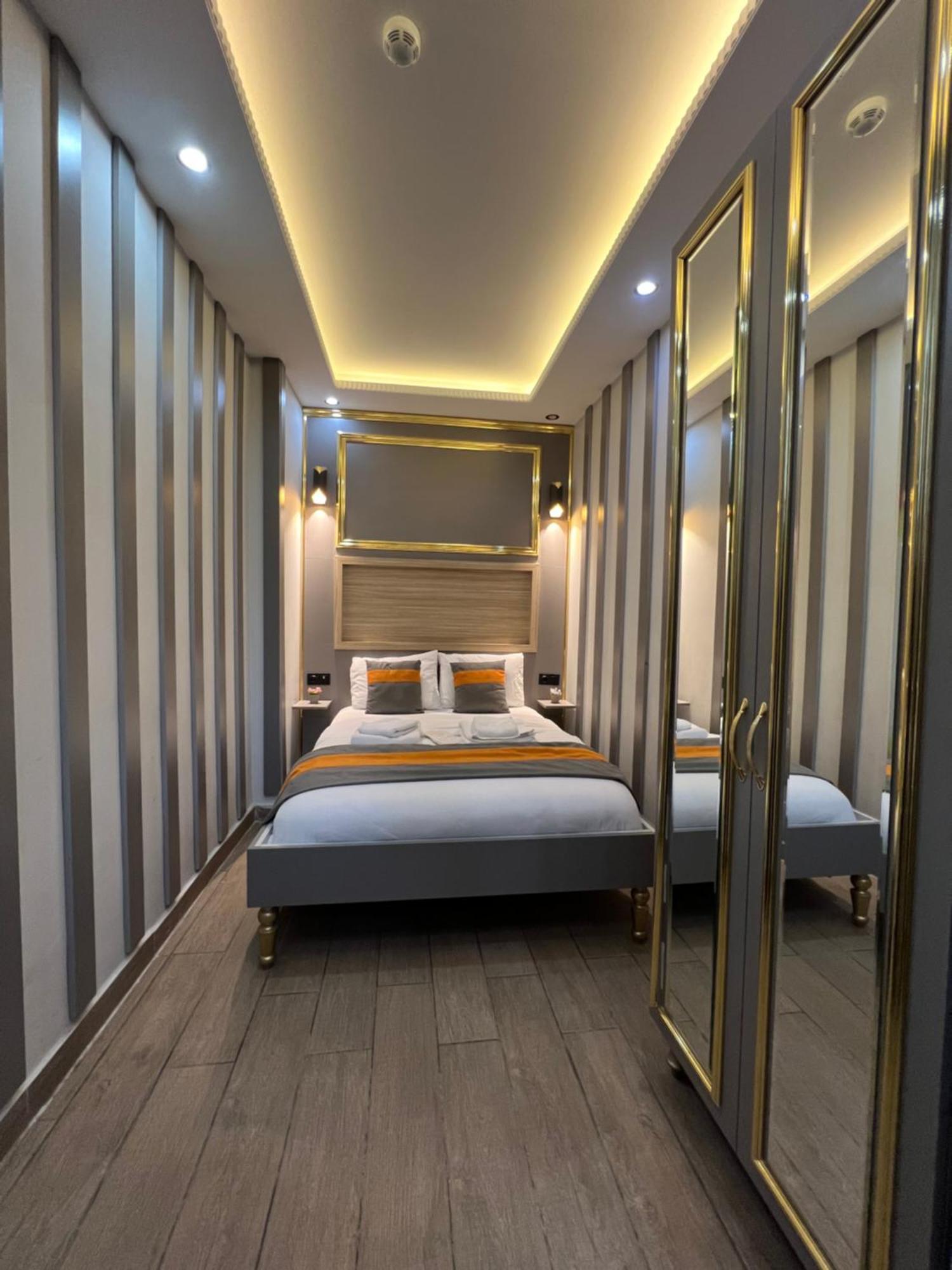 Taksim Larissa Hotel Suites Istanbul Exteriör bild