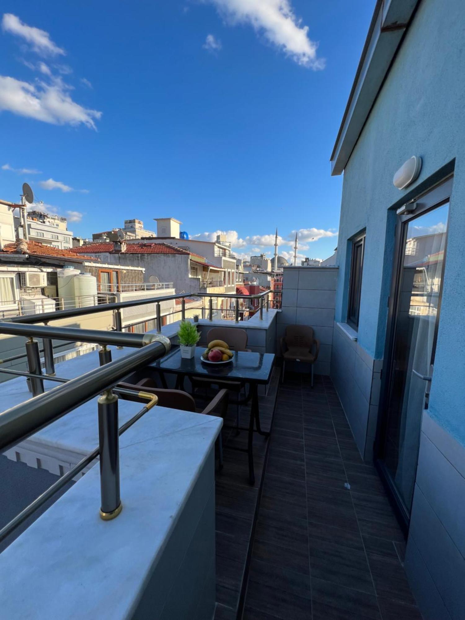 Taksim Larissa Hotel Suites Istanbul Exteriör bild