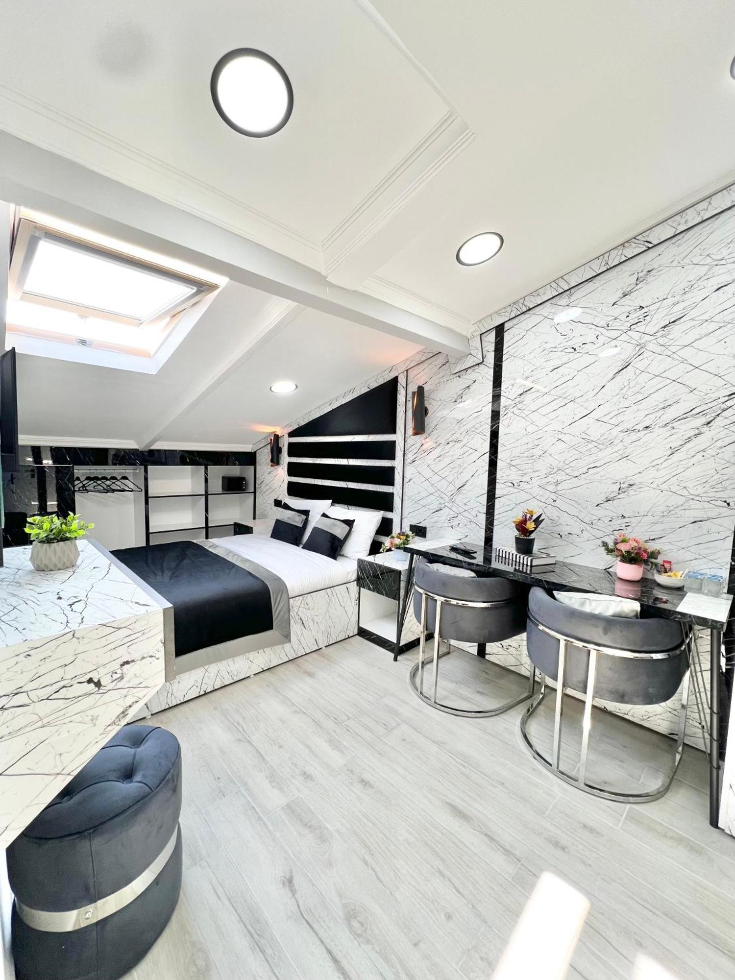 Taksim Larissa Hotel Suites Istanbul Exteriör bild